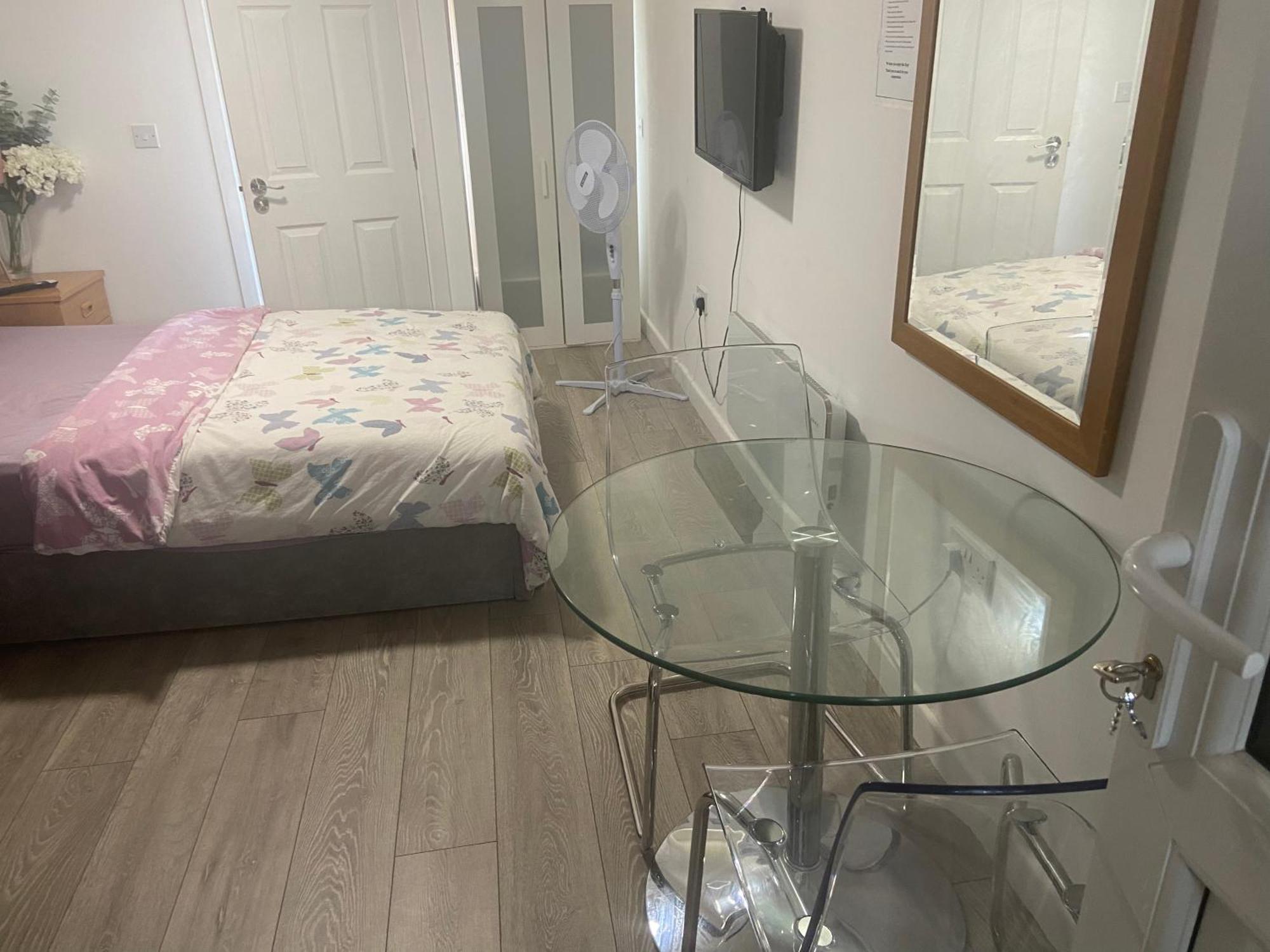 Brand New Studio Apartment With Beautiful Kitchen-Close To Liverpool City Centre Extérieur photo